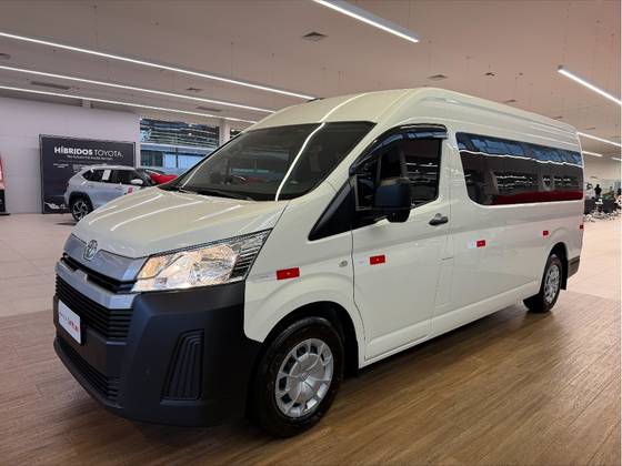 TOYOTA HIACE 2.8 D-4D TURBO DIESEL MINIBUS 15+1 DX AUTOMÁTICO TOYOTA HIACE 2.8 D-4D TURBO DIESEL MINIBUS 15+1 DX AUTOMÁTICO